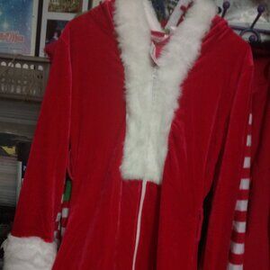 Holiday sweater with faux fur and hood (New)